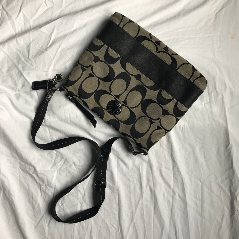 Bran new coach bag!